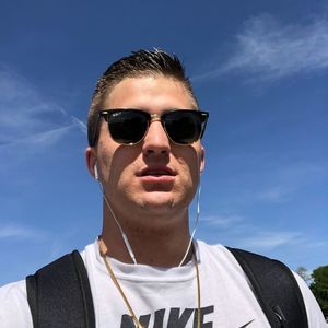 Meet your Posher, Jeffrey